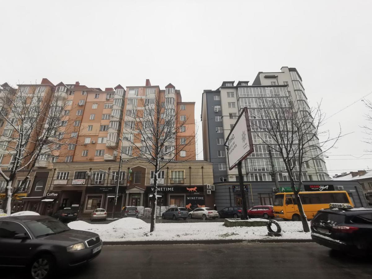 Подобово В Центрі Поряд Жд Ternopil Eksteriør bilde